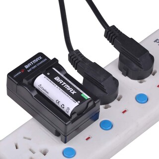 Foto 7 | Foto 7 | Kits De Baterías Y Cargadores Batmax Klic-8000 2500 Mah 3 7 V - Venta Internacional.