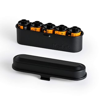 Foto 1 | Foto 1 | Estuche Kodak Para 5 Rollos De Películas De 35 Mm Compact Retro Steel - Venta Internacional.