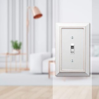 Foto 3 | Foto 3 | Placa De Pared Amerelle Savannah De Una Sola Palanca De Madera Blanca Envejecida - Venta Internacional.