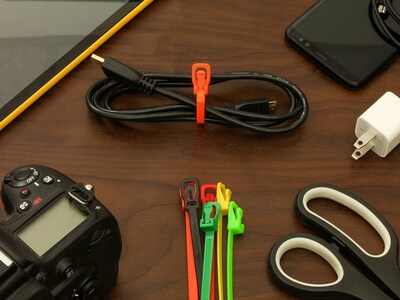 Foto 7 | Foto 7 | Bridas Para Cables Retyz De 15 Cm Negras Reutilizables De Cierre Rápido Paquete De 20 - Venta Internacional.