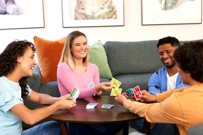 Foto 2 | Foto 2 | Juego De Cartas Uno Teams De Mattel Games Para Más De 7 Jugadores - Venta Internacional.