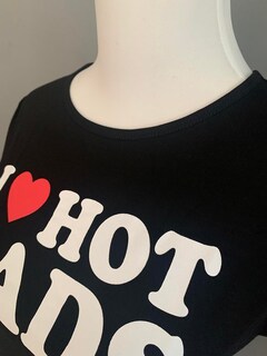 Foto 3 | Foto 3 | Camiseta Corta Con Estampado Woxlica I Heart Hot Dads Negra Para Mujer - Venta Internacional.