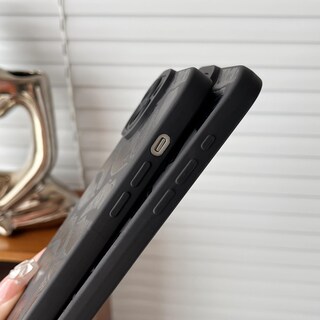 Foto 3 | Foto 3 | Funda De Teléfono Fliracon De Silicona Con Estampado De Labios Negros Para Iphone 16 Pro Max - Venta Internacional.
