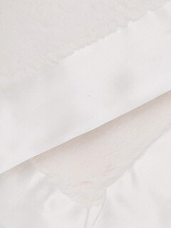 Foto 2 | Foto 2 | Manta Para Bebé Little Giraffe Luxe Con Ribete Satinado 43 X 43 Cm Color Crema - Venta Internacional.