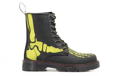 Foto 1 | Foto 1 | Botas Offlander Tipo Militar Piel Crazy Negras Huesos Verdes Bordados para Mujer