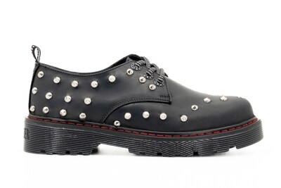 Foto 1 | Foto 1 | Choclos Offlander  Tipo Derby  Piel Crazy  Negro  Estoperoles Spikes