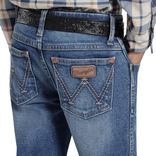 Foto 1 | Foto 1 | Jeans Vaquero Wrangler Niño Slim Boot 642 Multicolor