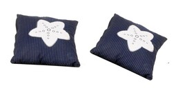 Juego De 2 Cojines Blue Star De Old Modern Handicrafts - Venta Internacional.