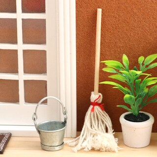 Foto 2 | Foto 2 | Set De Fregonas Y Cubos En Miniatura A Escala 1:12 Para Casa De Muñecas - Venta Internacional.