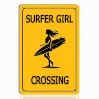 Letrero Metálico Keowhsf Surfer Girl Crossing 20 X 30 Cm - Venta Internacional.