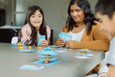 Foto 7 | Foto 7 | Juego De Cartas Gamewright Throw Fish Para Niños De 5 A 4 Años O Más - Venta Internacional.