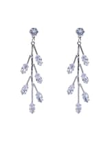 Pendientes Largos Con Zirconia En Diseño De Ramas Plateadas