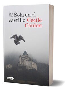 Foto 1 | Foto 1 | Sola En El Castillo