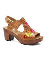 Sandalia Con Tacón Exterior Piel Color Café Para Mujer De Rbcollection