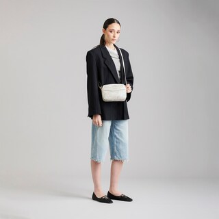 Foto 8 | Foto 8 | Crossbody Blanco Compacto Gorett Colección Zoey.