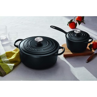 Foto 8 | Foto 8 | Le Creuset Horno Holandés Redondo De Hierro Fundido Esmaltado 7.25 Cuartos De Galón Regaliz