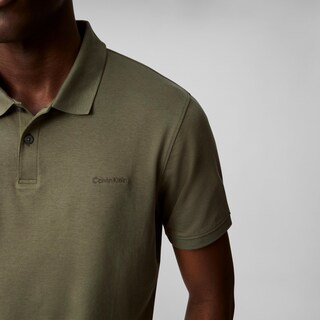Foto 4 | Foto 4 | Polo Calvin Klein Liquid Touch Para Hombre - Dusty Olive - Venta Internacional.
