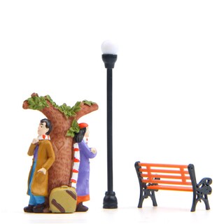 Foto 1 | Foto 1 | Estatuilla De Pareja De Resina Para Decoración De Jardín 4 8 × 3 2 Cm - Venta Internacional.