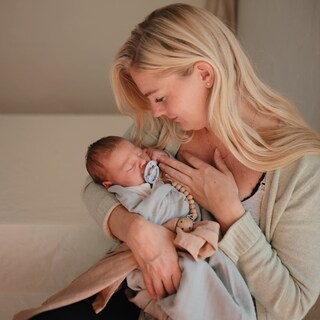 Foto 3 | Foto 3 | Chupete Frigg Moon De Caucho Natural Libre De Bpa Para 0-6 Meses Paquete De 2 - Venta Internacional.