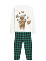 Pijama Para Niño Zyro Kids 12302 Astronauta Jengibre Manga Larga Blanca Con Pantalón Cuadros Verde