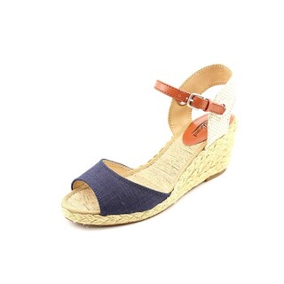 Foto 1 | Foto 1 | Sandalia De Cuña Lucky Brand Kyndra Azul Marroquí Con Tacón De 6.5 Cm - Venta Internacional.