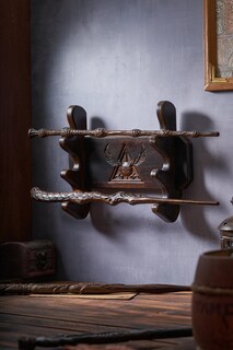 Foto 7 | Foto 7 | Soporte De Madera Artesanal Para Varitas Mágicas De 3 Niveles En Color Negro - Venta Internacional.