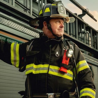 Foto 6 | Foto 6 | Linterna Streamlight Survivor Pivot Usb 325lm Naranja - Venta Internacional.