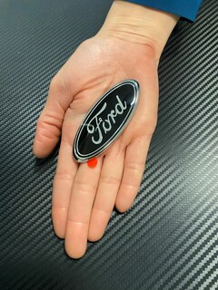 Foto 7 | Foto 7 | Emblema Ovalado Ford Negro Decorativo En Plástico Cromado - Venta Internacional.