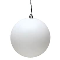 Adorno Navideño Bola Mate Blanca Vickerman De 8 Pulgadas - Venta Internacional.