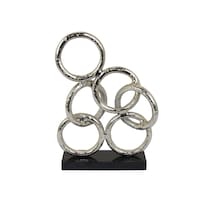 Escultura De Anillos Entrelazados Abstractos Benzara De Metal Plateado De 37 Cm - Venta Internacional.