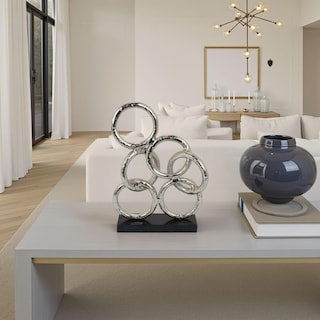 Foto 6 | Foto 6 | Escultura De Anillos Entrelazados Abstractos Benzara De Metal Plateado De 37 Cm - Venta Internacional.