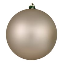 Juego De 4 Adornos Vickerman De Bola Plástica Mate Color Avena Beige De 6'' - Venta Internacional.