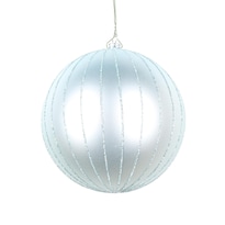 Adorno Navideño Vickerman Bola Escarchada Mate Mentolada 5 Cm - Venta Internacional.