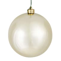 Adorno Navideño Vickerman De 8 Cm Resistente A Roturas Champagne - Venta Internacional.