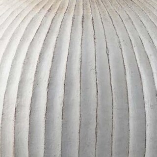 Foto 2 | Foto 2 | Jarrón Decorativo Gany De Resina Blanca Envejecida De 56 Cm Benzara - Venta Internacional.