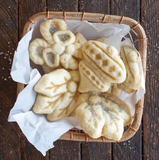 Foto 4 | Foto 4 | Sellos Para Galletas Nordic Ware Holiday Cast Redondos 3 Cm Plateados - Venta Internacional.