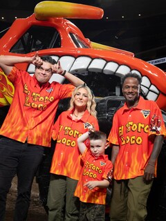 Foto 2 | Foto 2 | Camiseta Monster Jam El Toro Loco Naranja Para Hombre Xxl - Venta Internacional.