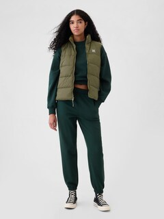 Foto 2 | Foto 2 | Chaqueta Gap Logo Lightweight Puffer Olive Night Para Mujer - Venta Internacional.