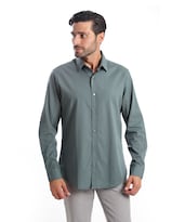 Camisa Manga Larga Kenneth Cole Verde Oliva Slim Fit Casual para Hombre