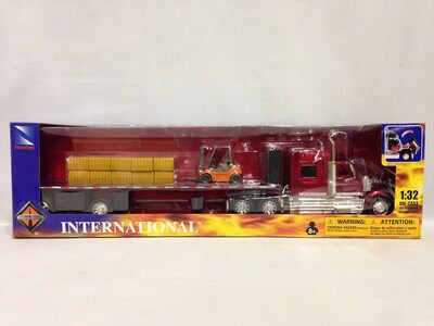 Foto 3 | Foto 3 | Remolque Plataforma De Juguete New Ray Toys International Lonestar 1:32 - Venta Internacional.