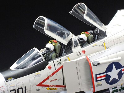 Foto 4 | Foto 4 | Maqueta Tamiya F-4j Phantom Ii A Escala 1/32 (tm60308) - Venta Internacional.