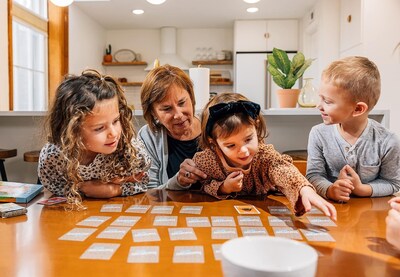 Foto 2 | Foto 2 | Juego De Cartas Hoyle 6 En 1 Fun Pack Kids Crazy 8s Go Fish + - Venta Internacional.