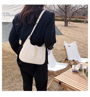 Foto 6 | Foto 6 | Bolso De Hombro Zurna De Piel Sintética A La Moda Para Mujer Negro - Venta Internacional.