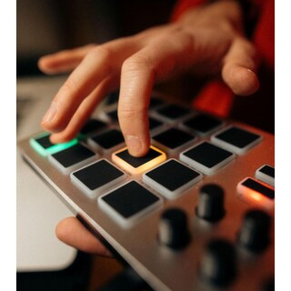 Foto 2 | Foto 2 | Xjam Mobile Studio Midi Pad Controller - Marco De Aluminio Ultrafino Estilo Apple Sensible A La Vel