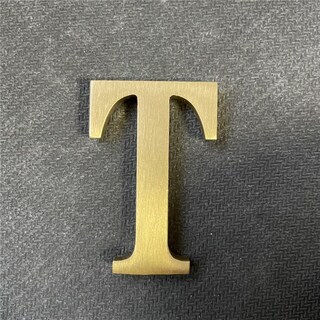 Foto 1 | Foto 1 | Pegatina De Latón Soild 2.6 Pulgadas Letras Inglesas Y Números Autoadhesivos Decorativos