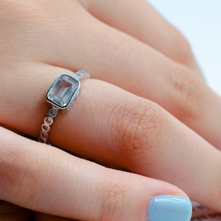 Foto 3 | Foto 3 | Anillo Yoiko The One Con Cristal Y Baño De Rodio En Acero Inoxidable