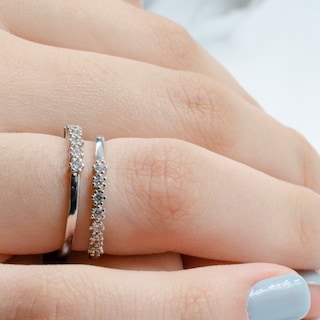 Foto 4 | Foto 4 | Anillo Yoiko Elegance Con Zirconias En Acero Inoxidable Con Baño De Oro O Rodio