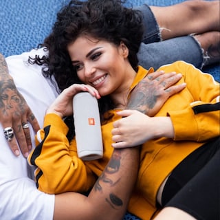 Foto 2 | Foto 2 | Altavoz Bluetooth Jbl Flip 5 Impermeable Portátil Blanco - Venta Internacional.