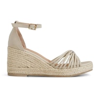 Alpargata Mada Eline Beige Con Tiras Delanteras Cruzadas