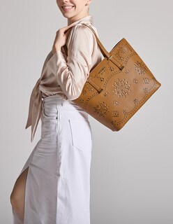 Foto 6 | Foto 6 | Bolsa Tote Westies Hbsureshwe Café Sintetico Para Mujer